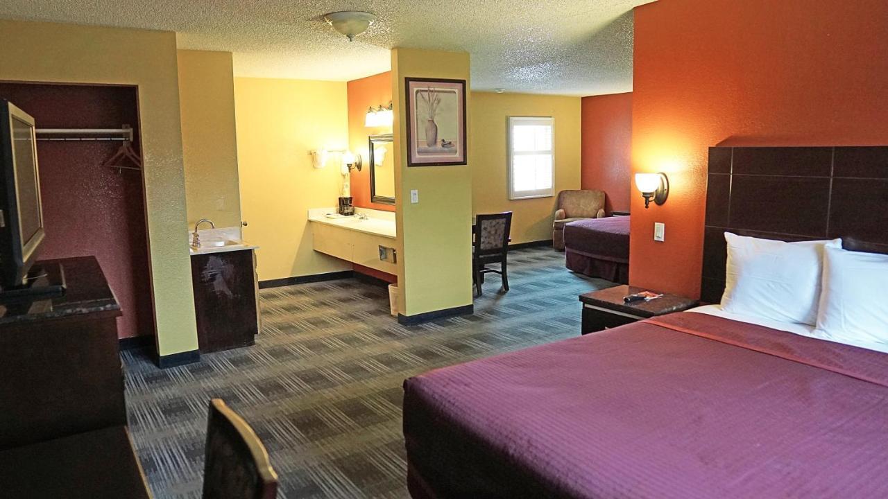 Travel Plaza Inn Compton Kültér fotó
