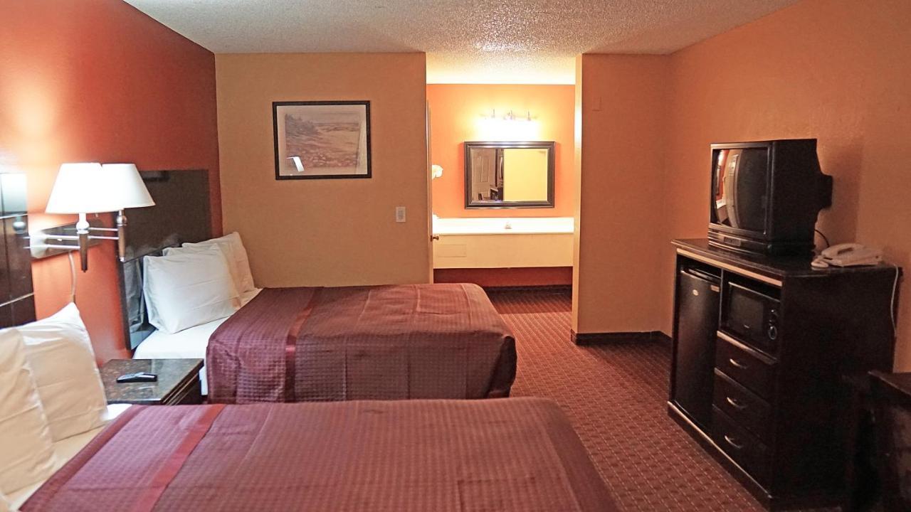 Travel Plaza Inn Compton Kültér fotó