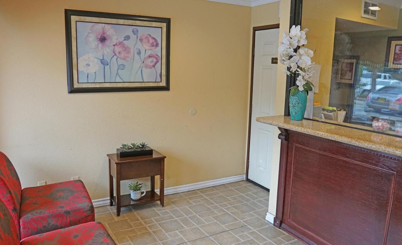 Travel Plaza Inn Compton Kültér fotó
